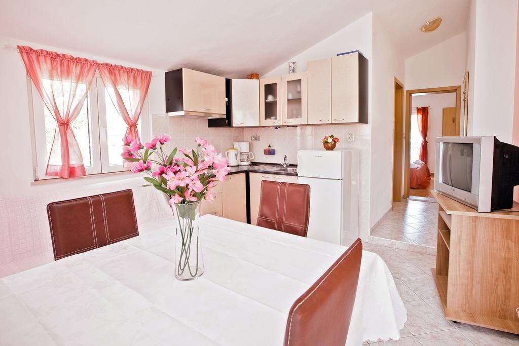 Villa Stana Vinisce ภายนอก รูปภาพ